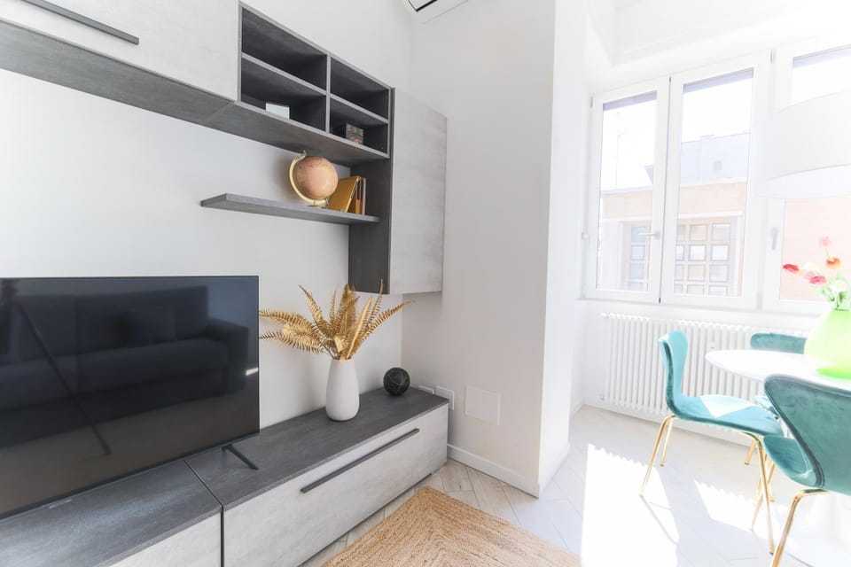 TV and multimedia, Living room, Seating area