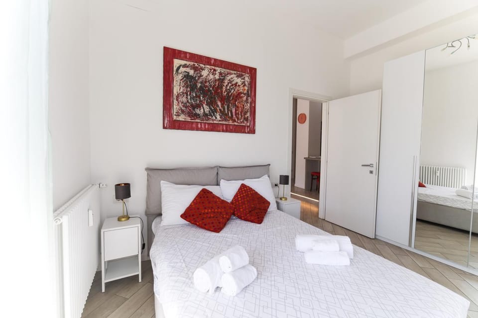 Bed, Photo of the whole room, Bedroom, towels, wardrobe