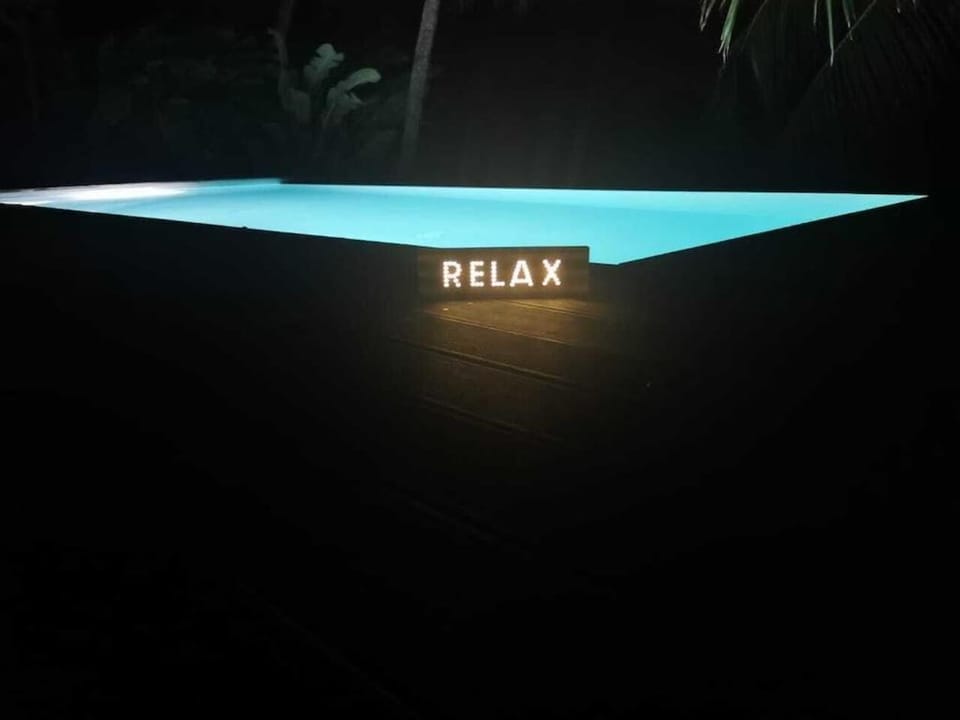 Night, Swimming pool