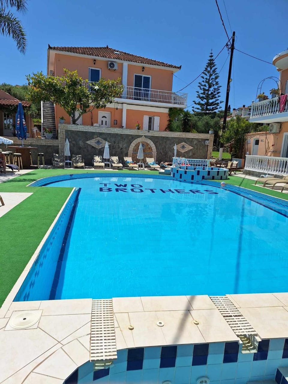 Swimming pool