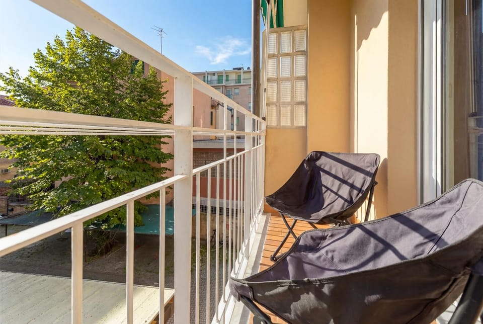 Hostdomus - Casa Corallo Apartment in Liguria