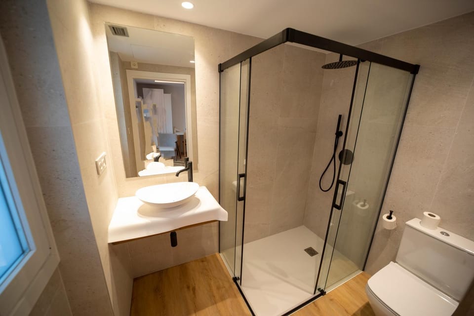 Shower, Bathroom