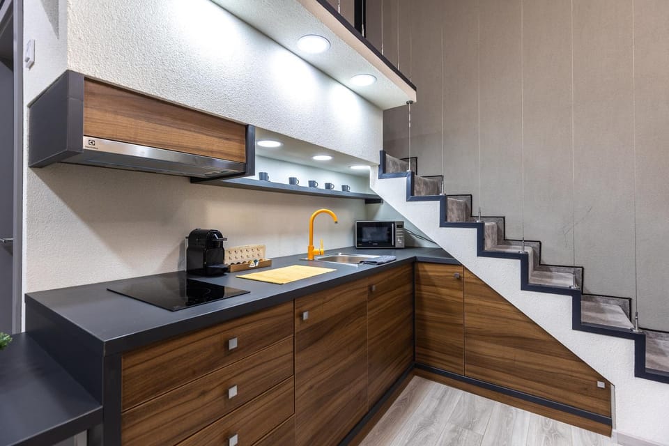Kitchen or kitchenette