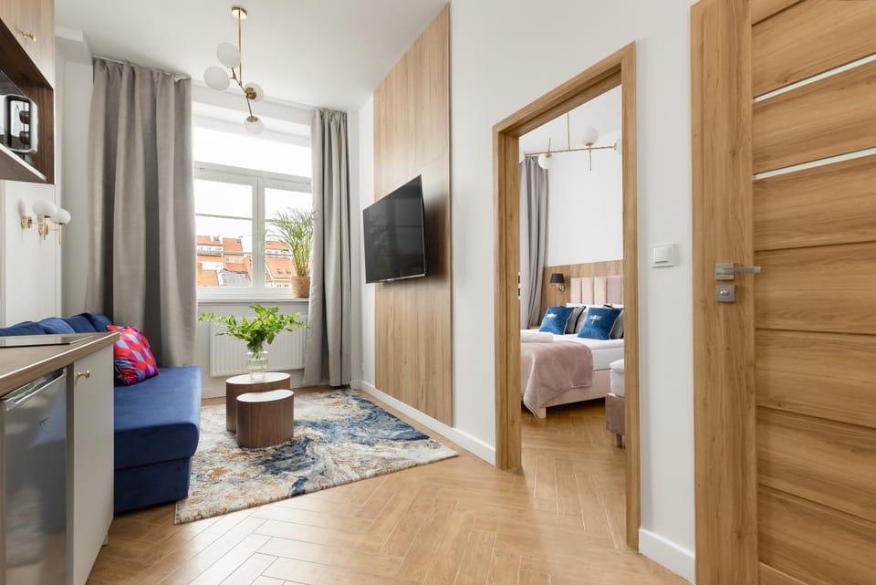 Communal lounge/ TV room, Bed, TV and multimedia, Kitchen or kitchenette, Living room, Photo of the whole room, Evening entertainment, Bedroom