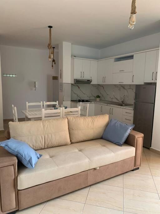Harbor Home Apartment in Vlorë