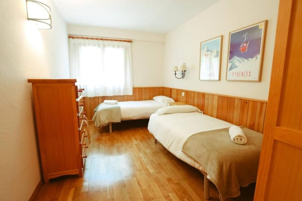 Fuente Espadilla by Cardi Suites Apartment in Sallent de Gállego