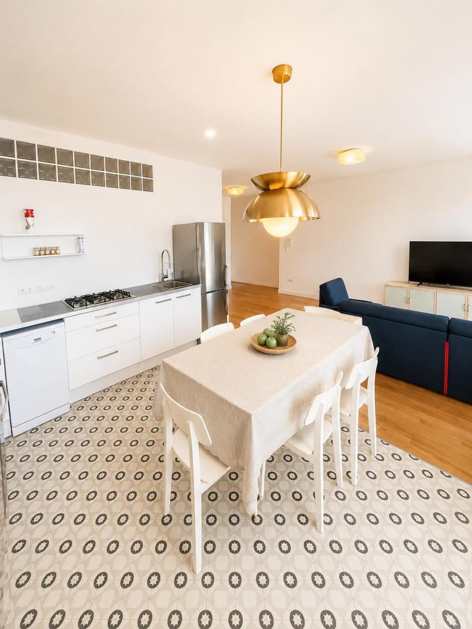 Lunch, kitchen