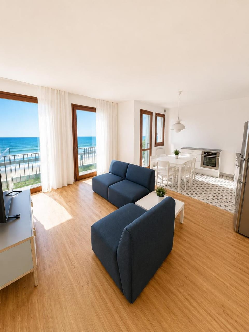 TV and multimedia, Living room, Dining area, Sea view