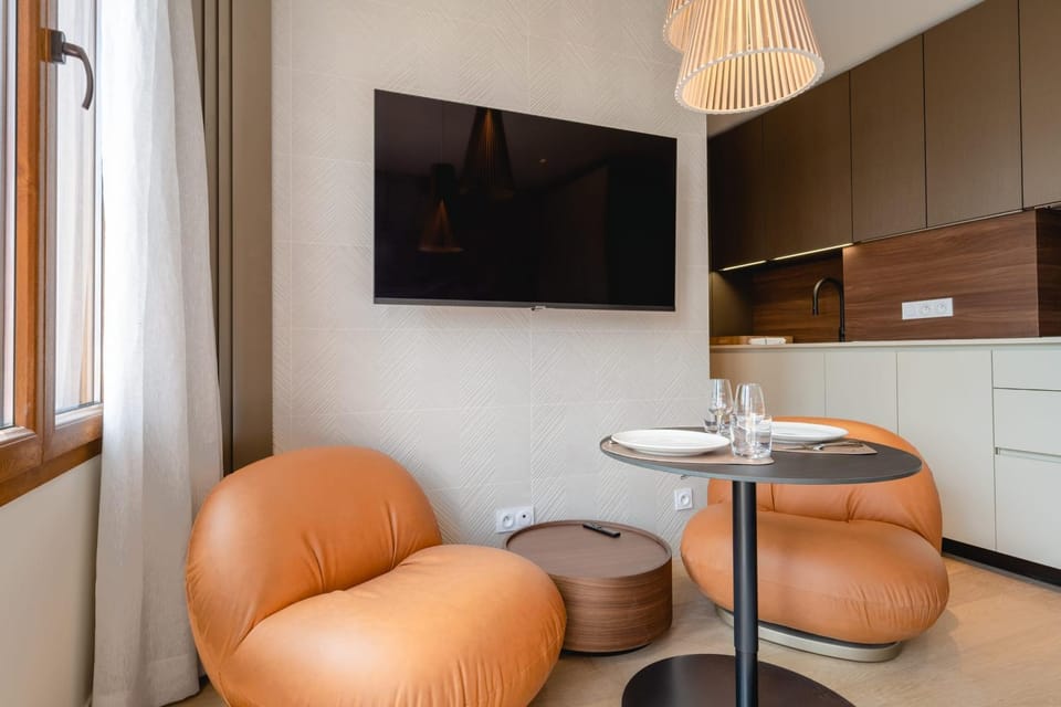 Le Nid du Favre I - Charming studio with stunning lake view Apartment in Annecy
