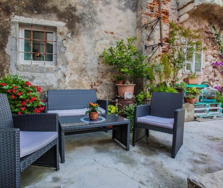 Patio, Day, Seating area