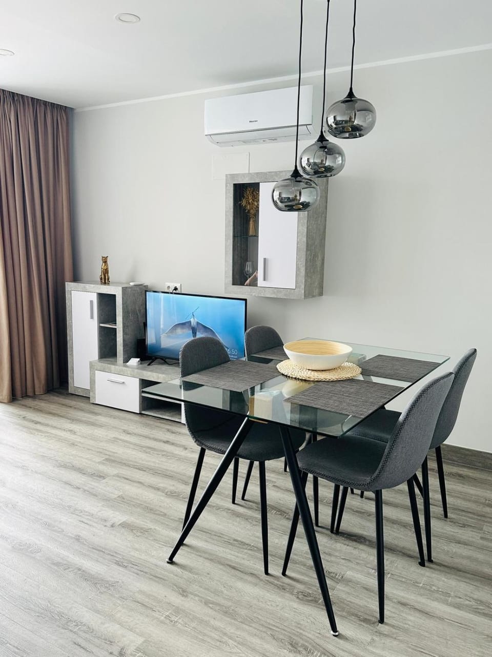 A&V Studio in Green Park Apartment in Abona
