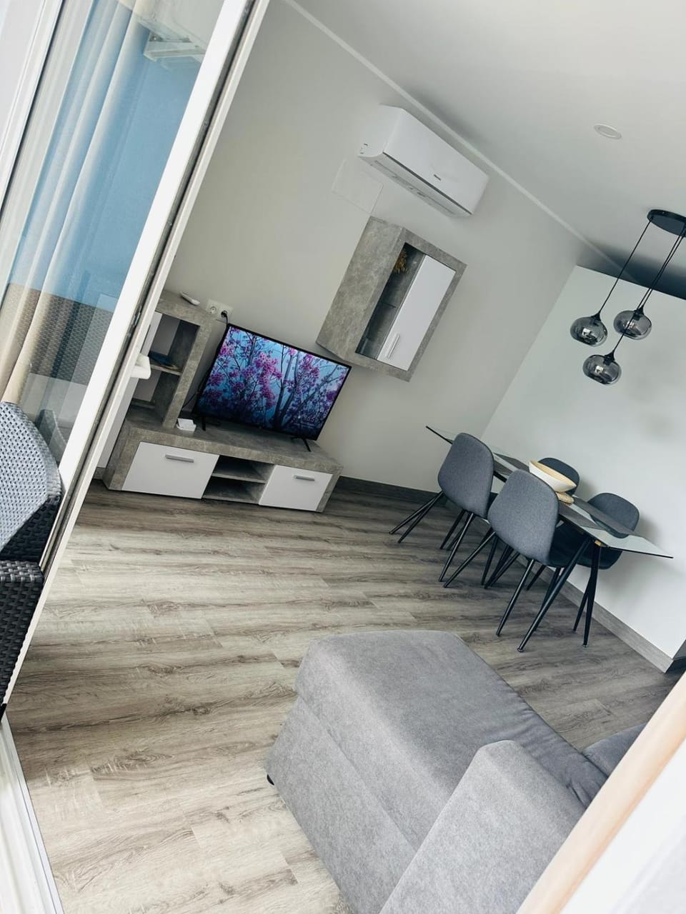 A&V Studio in Green Park Apartment in Abona