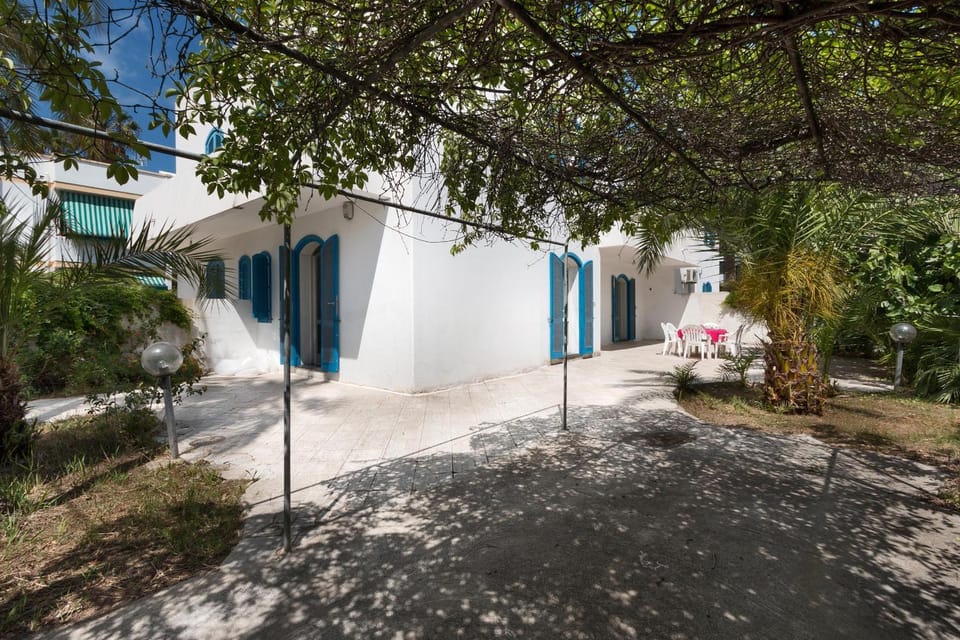 Property building, Garden