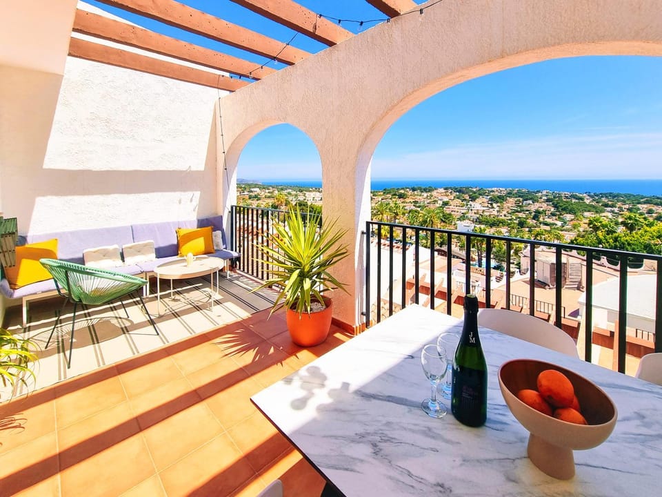 Day, Natural landscape, View (from property/room), Balcony/Terrace, Living room, Seating area, Dining area, Mountain view, Sea view