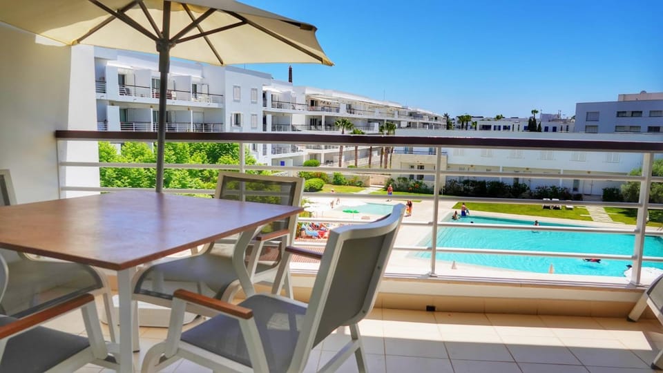 Marina Retreat - An exquisite 2 bedroom apartment on the Lagos Marina Apartment in Lagos