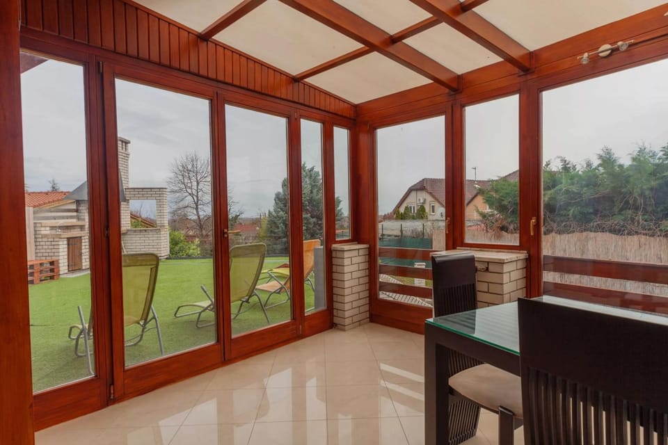 Relax House Budapest Villa in Budapest