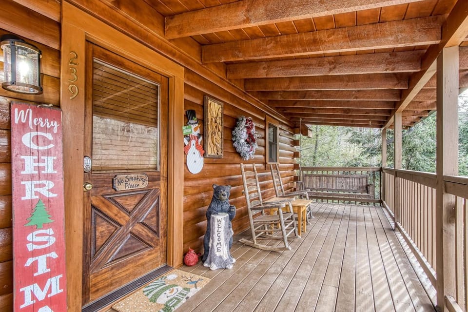 ER239 - Sleepy Bear cabin Cabin in Pigeon Forge