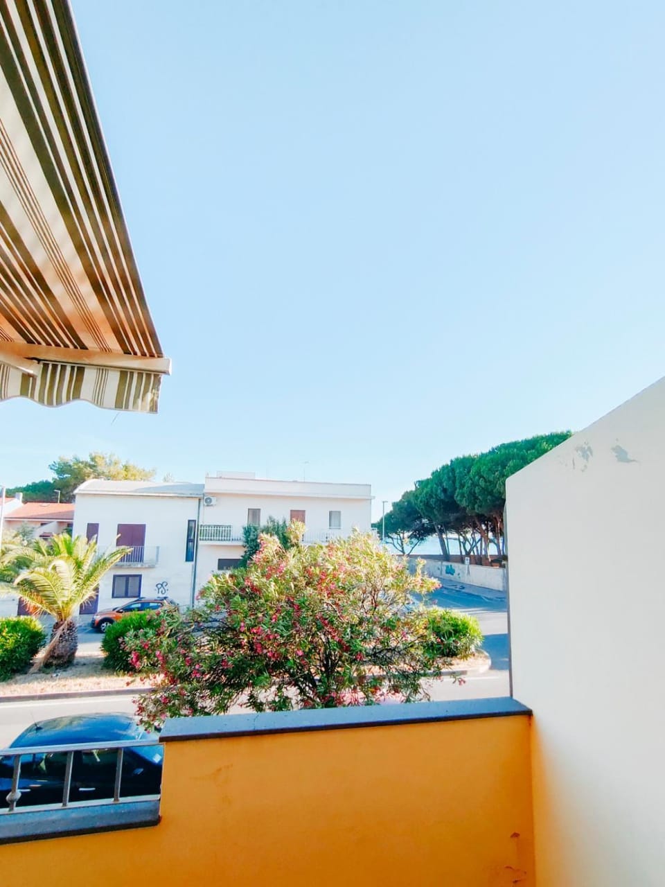 Property building, Balcony/Terrace