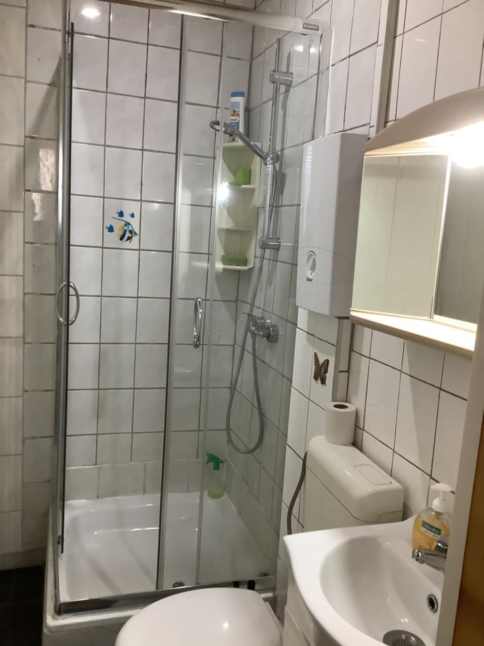 Schönes großes Zimmer 1 Et Parkplatz nach Verfügbarkeit Vacation rental in Essen