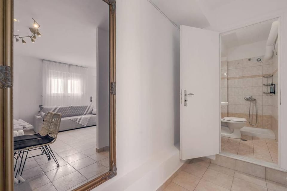 Shower, Bathroom, towels