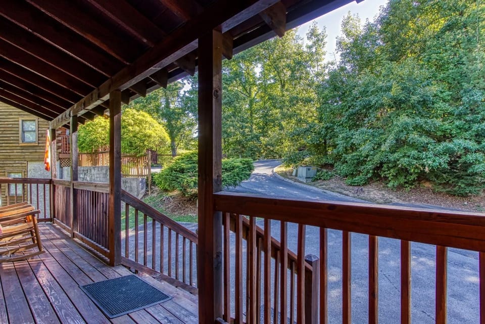 ER222 - Al's Nest House in Pigeon Forge