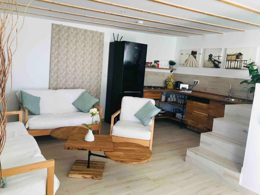 Kitchen or kitchenette, Living room, Seating area