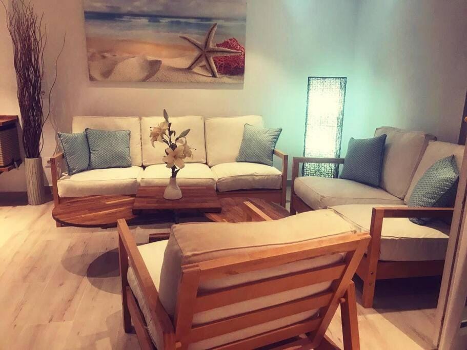 Living room, Seating area