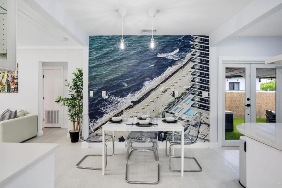 Coco Loco - Little Havana House in Miami