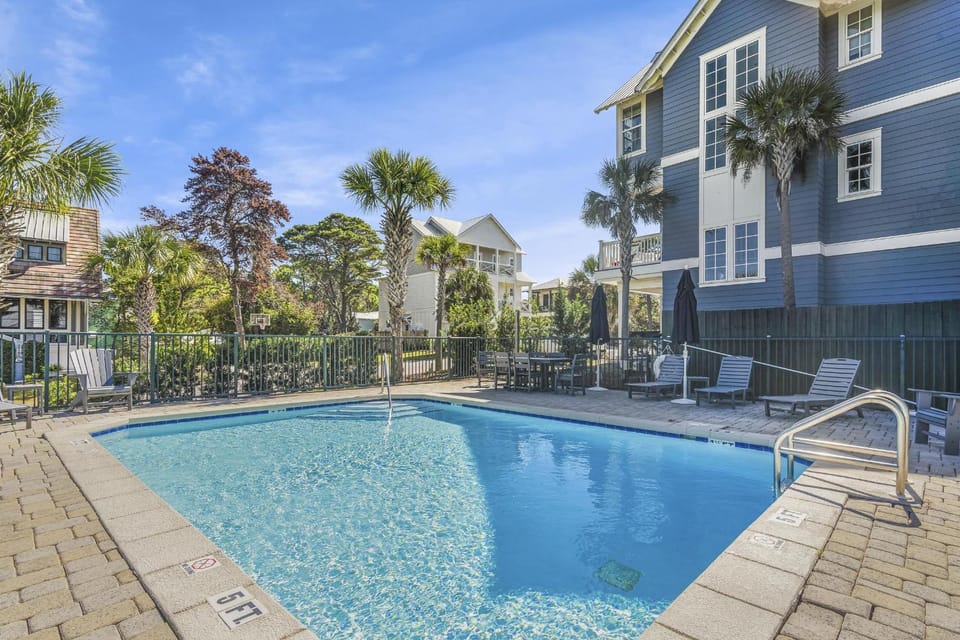 Paradise Pete's House in South Walton County