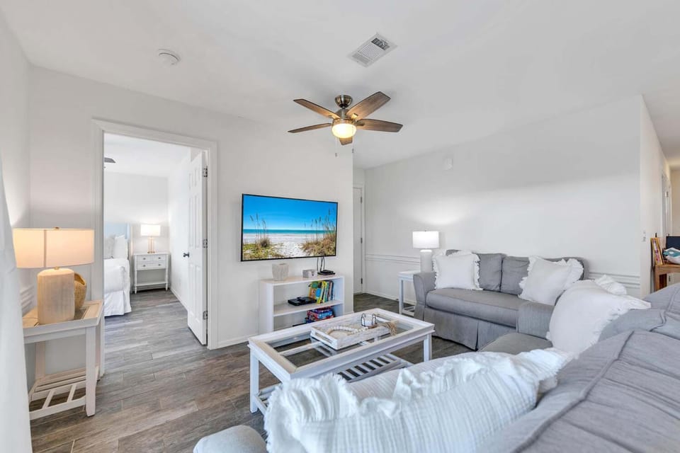Beachside Villas 933 House in South Walton County