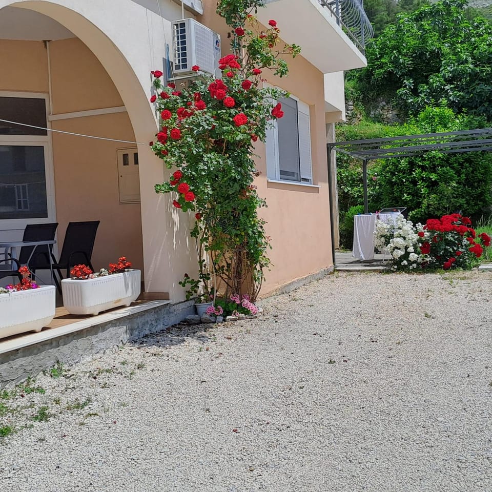 Apartman Darija 2 Apartment in Podstrana