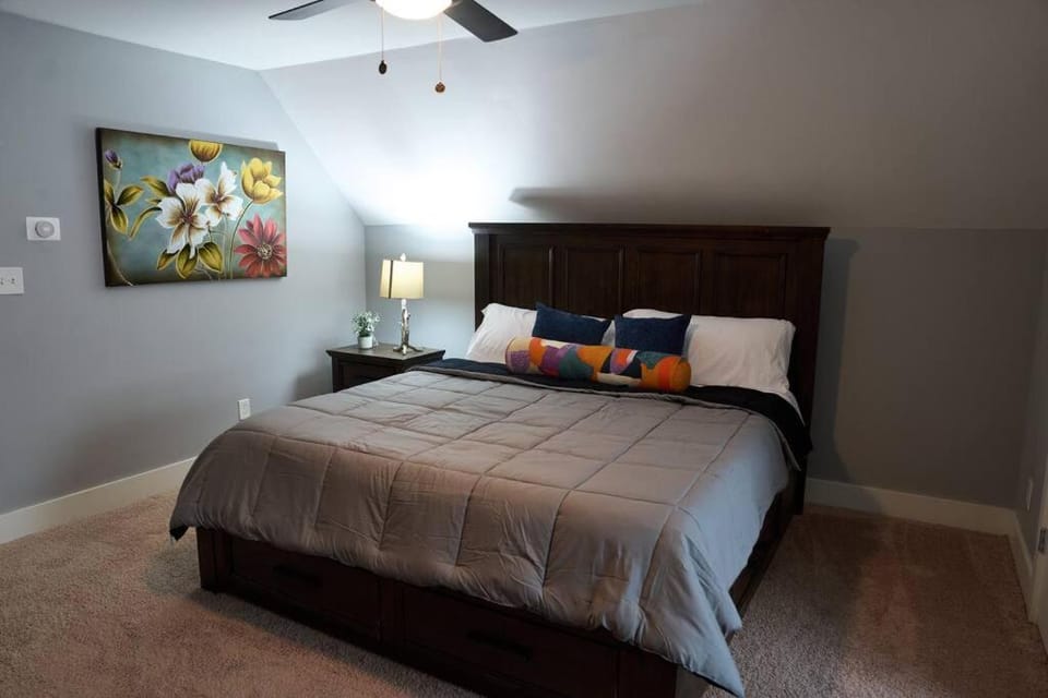 Bed, Bedroom