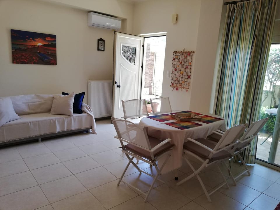 ALTHEA HOLIDAY STUDIO Apartment in East Attica Regional Unit, Greece