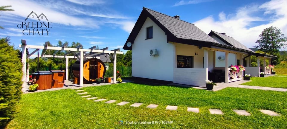 Property building, Garden, Hot Tub, Sauna