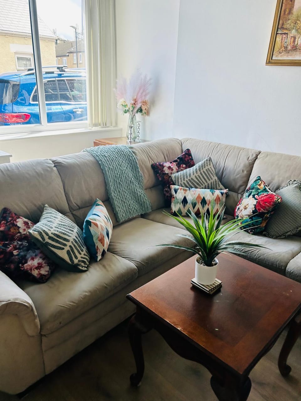 Living room, Seating area