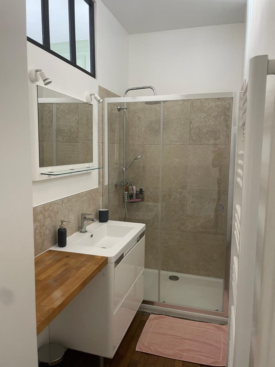 Maison & ses 2 chats Apartment in Le Mans