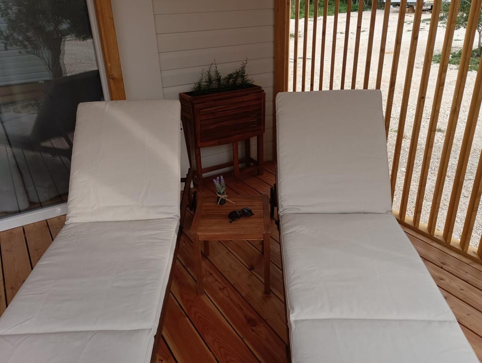 sunbed