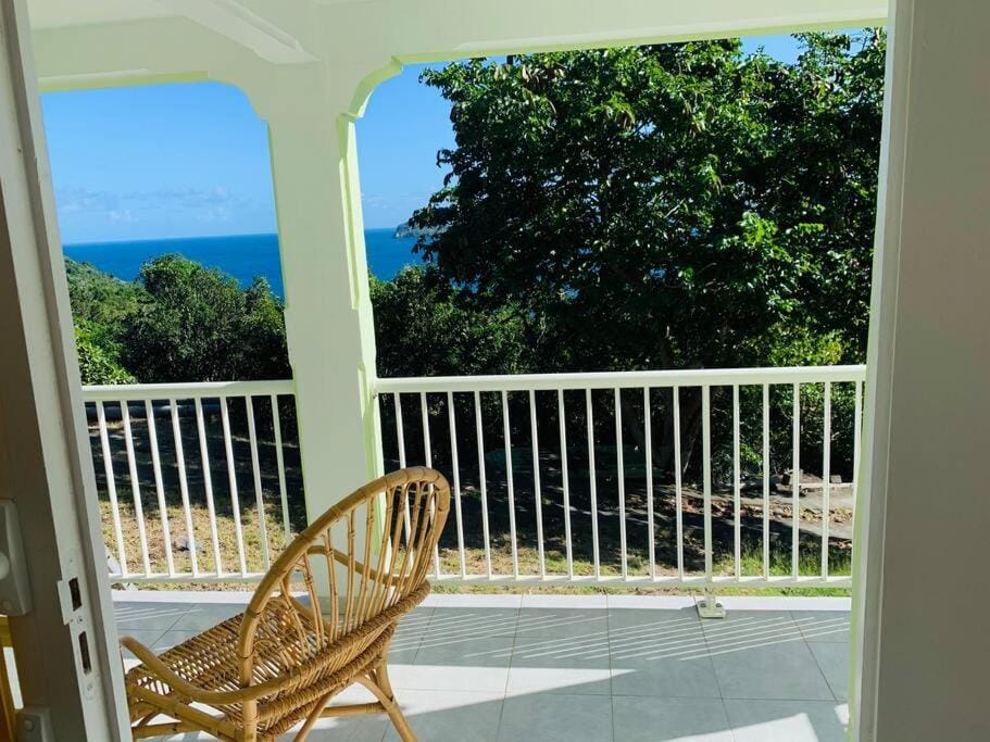 Villa Salako, Terre-de-Bas - Bas de Villa House in Leeward Islands