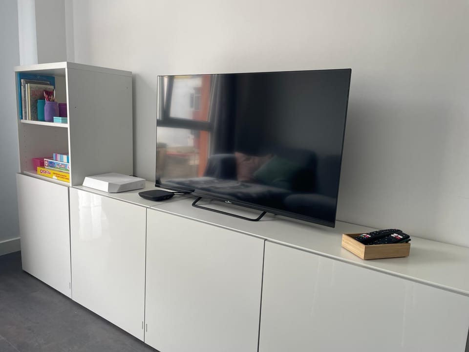 TV and multimedia, Living room, Decorative detail