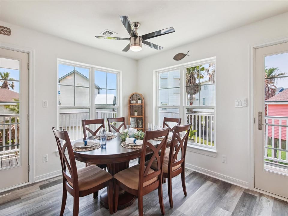 Neighbourhood, Seating area, Dining area, furniture
