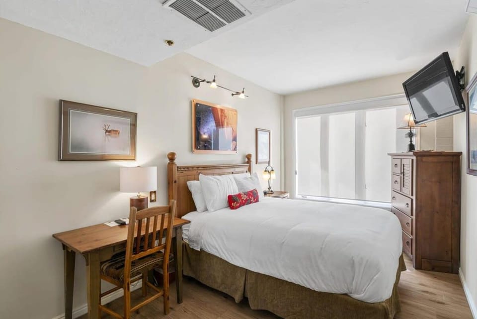 Cozy 1BDR Condo Heart of Town Walk Everywhere House in Park City