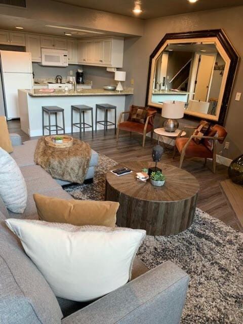 Breathtaking Mountain Views- Ski-in out 2BR Condo House in Park City