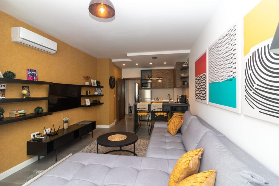 Living room, Seating area