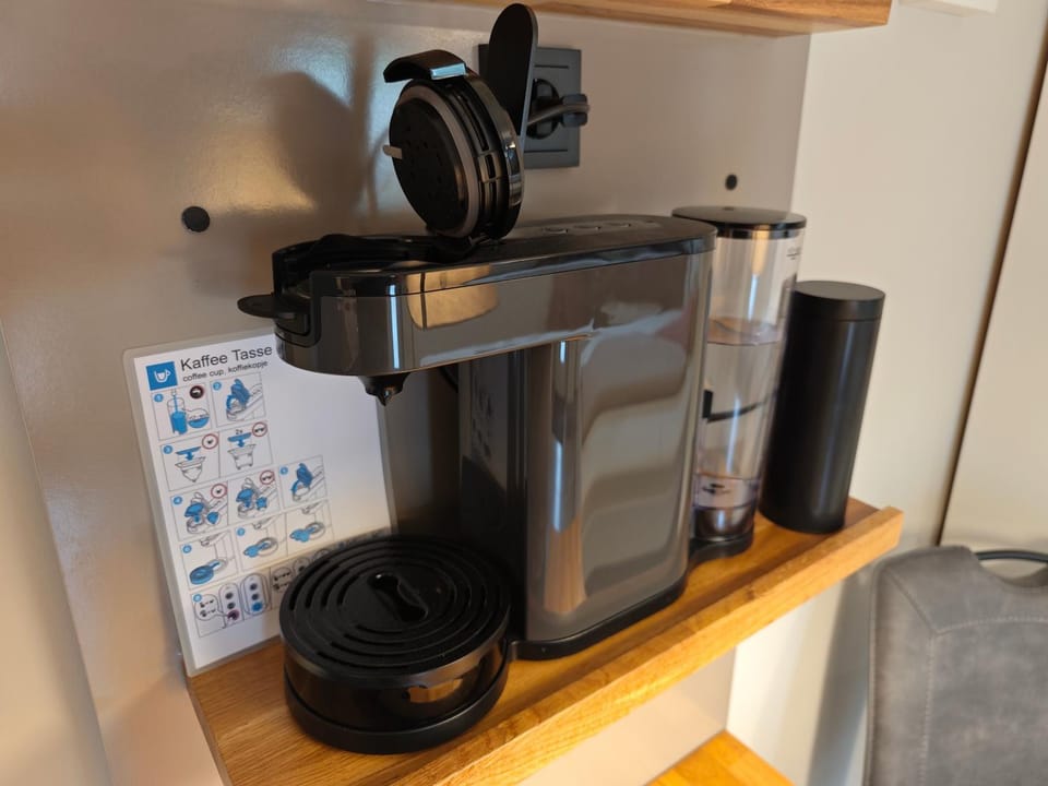 Coffee/tea facilities, Kitchen or kitchenette