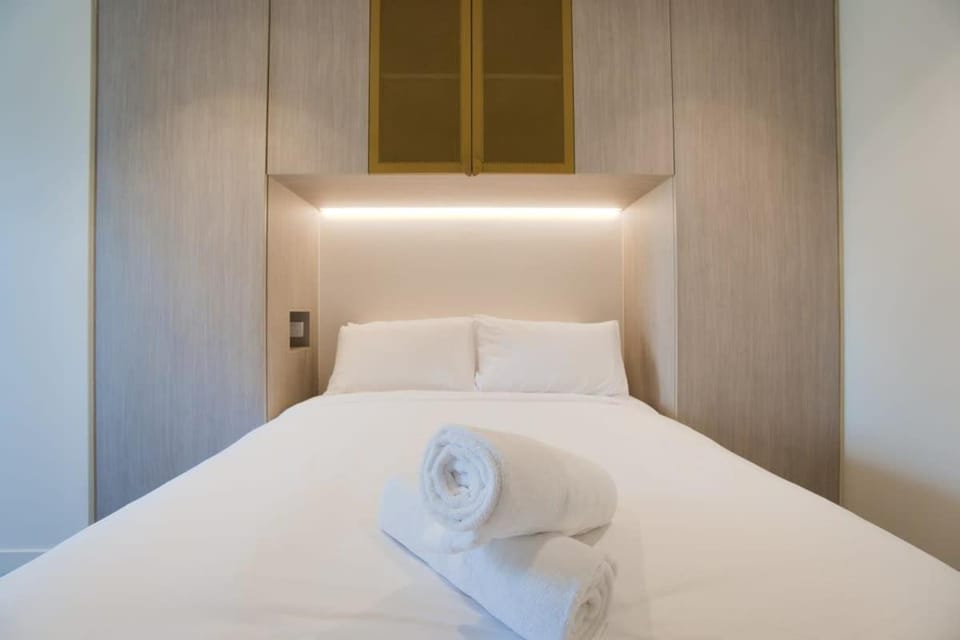 City Escape at Rundle Mall - Gym & BBQ Apartment in Adelaide