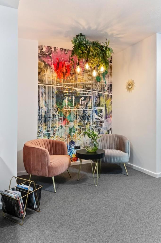 Seating area
