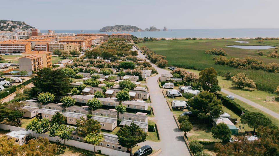 Nice Camps - L Estartit Campground/ 
RV Resort in Baix Empordà