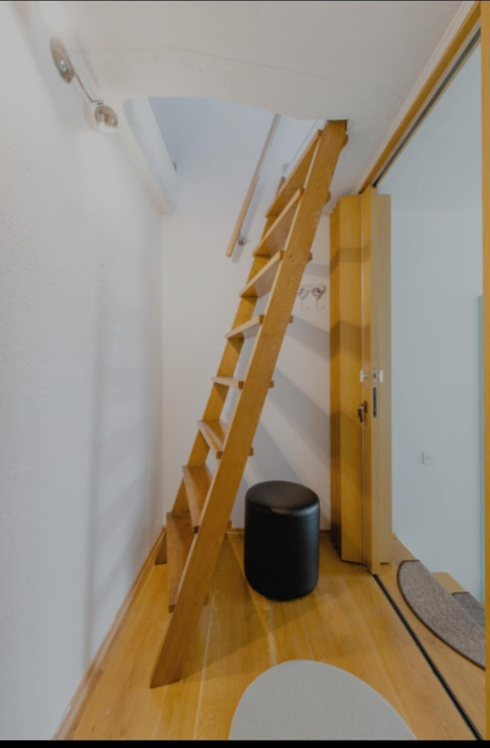 Brela SP small loft-no parking Bed and Breakfast in Brela