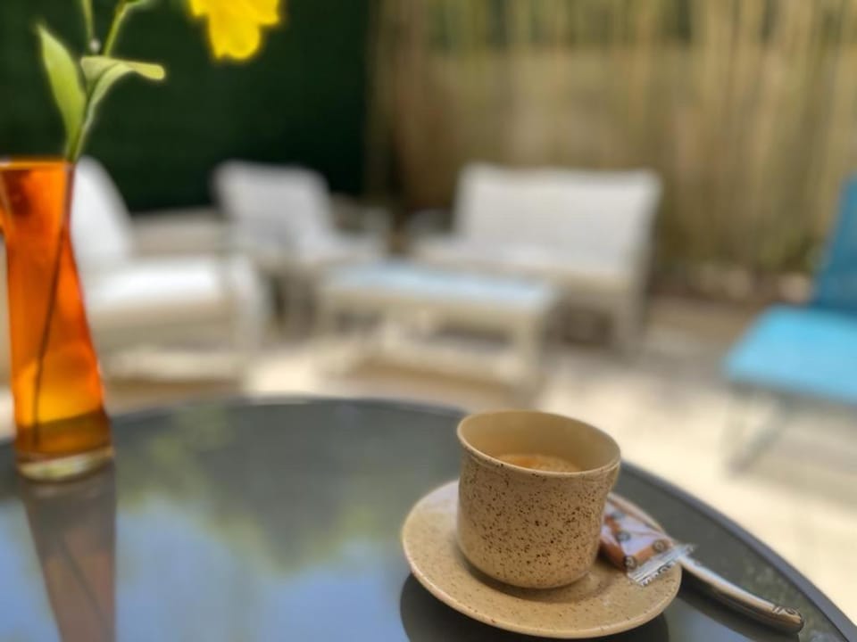 Patio, Dining area