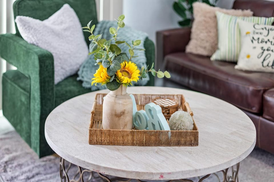 Endless Sunset- Near Beach Surf and Pet Friendly House in Huntington Beach